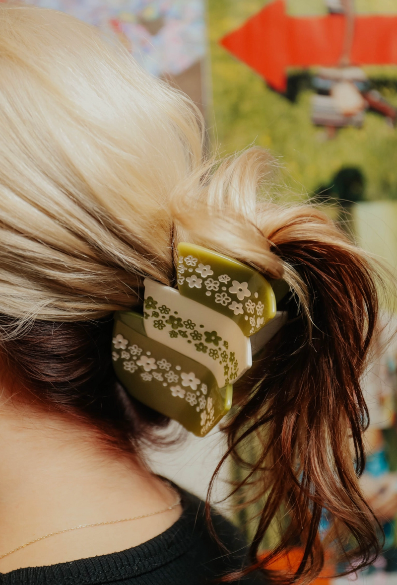 Retro Bowls Hair Claw