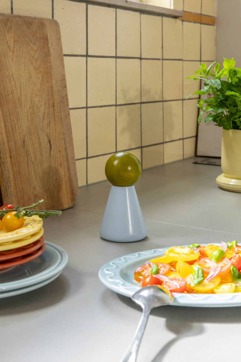 Halma Salt/Pepper Mill in Blue