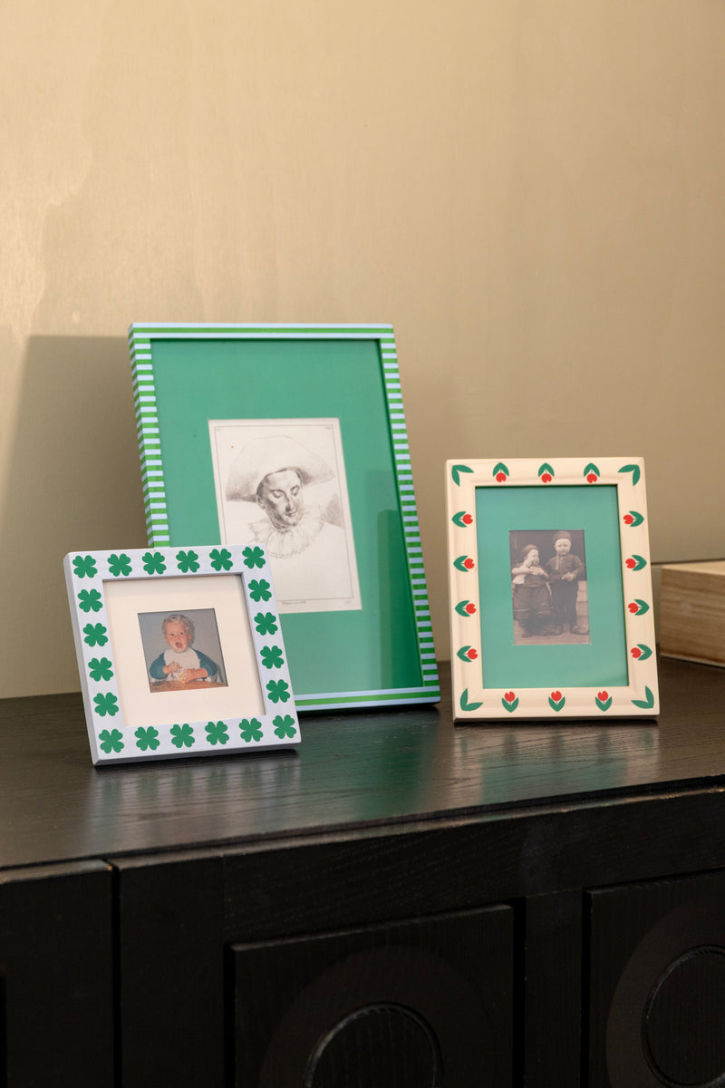 Large Stripe Photo Frame