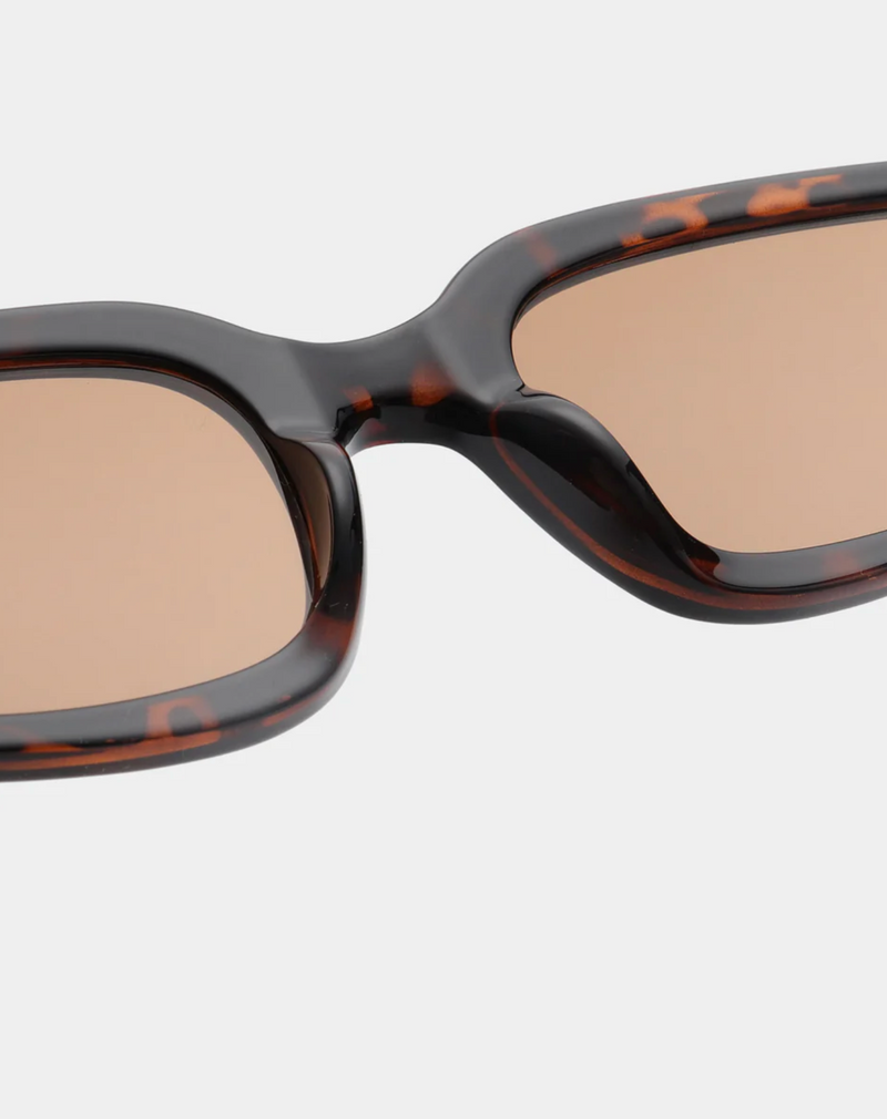 Alex Sunglasses in Demi Tortoise