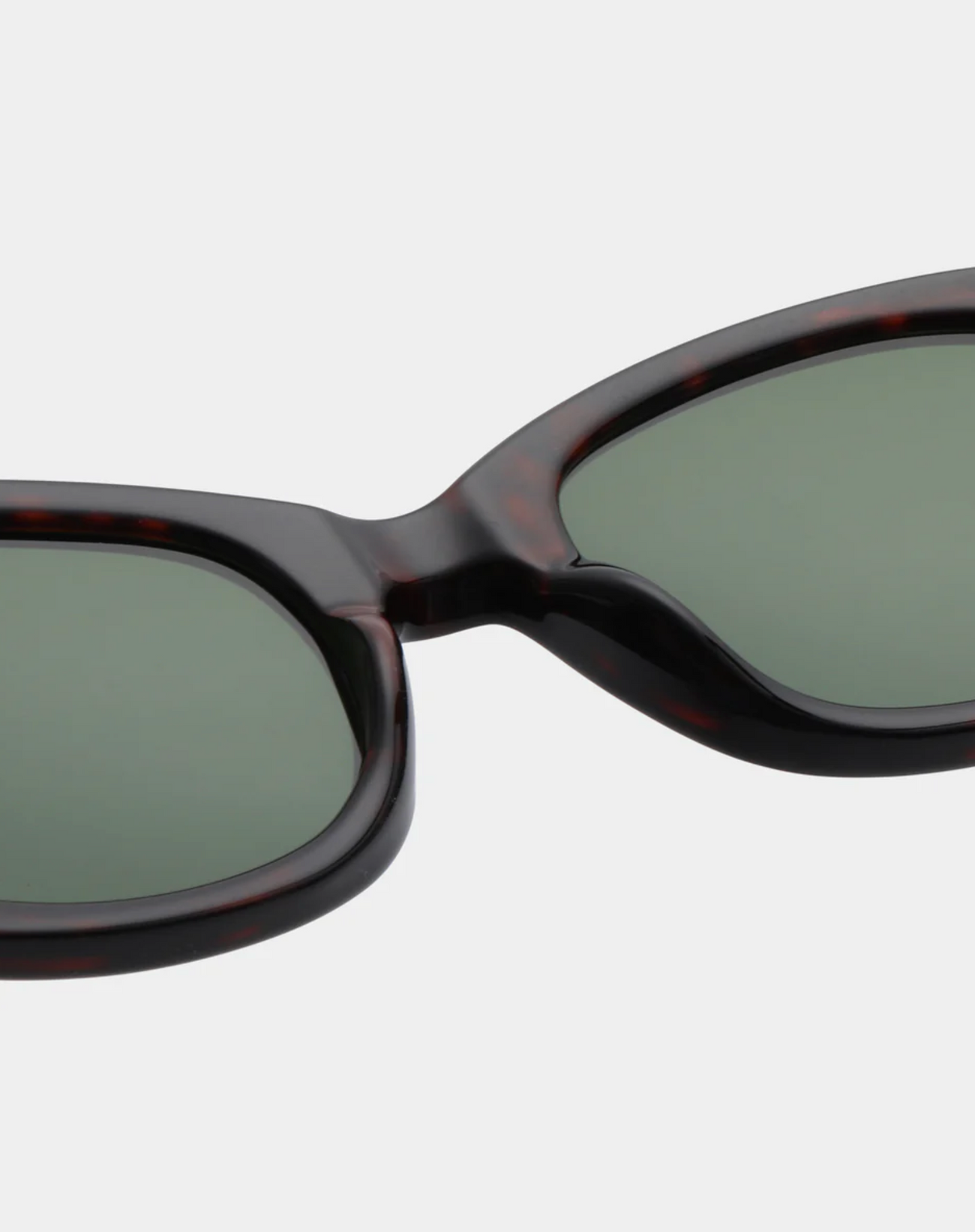 Anma Sunglasses in Demi Tortoise