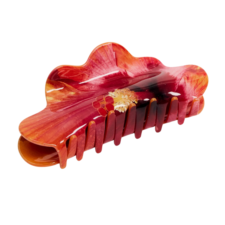 Nimbus Claw in Hibiscus