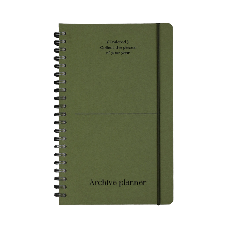 Archive Undated Weekly Planner in Green