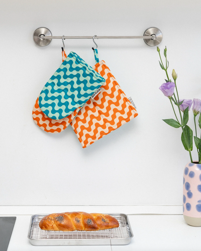 Oven Mitt Pot & Holder Set