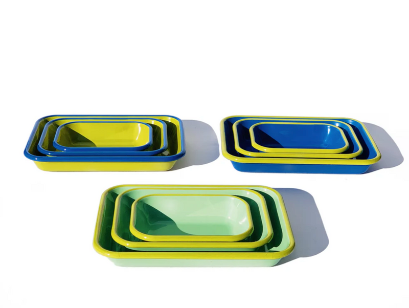 Colorama Medium Enamel Baking Dish in Blue