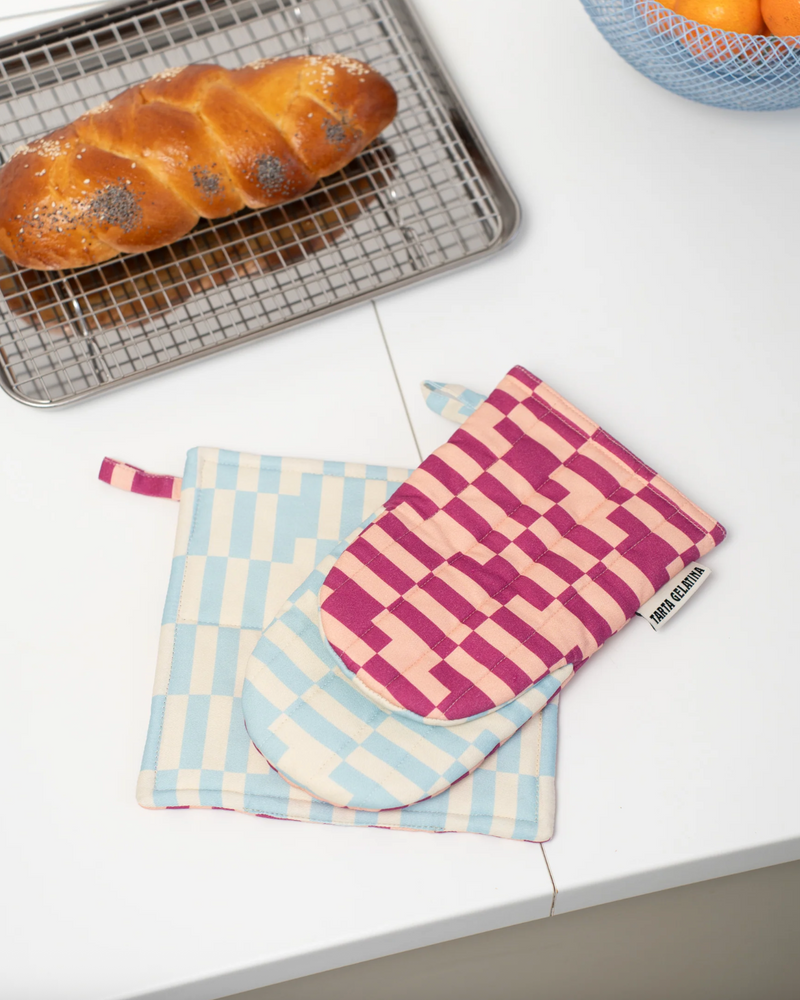 Oven Mitt Pot & Holder Set