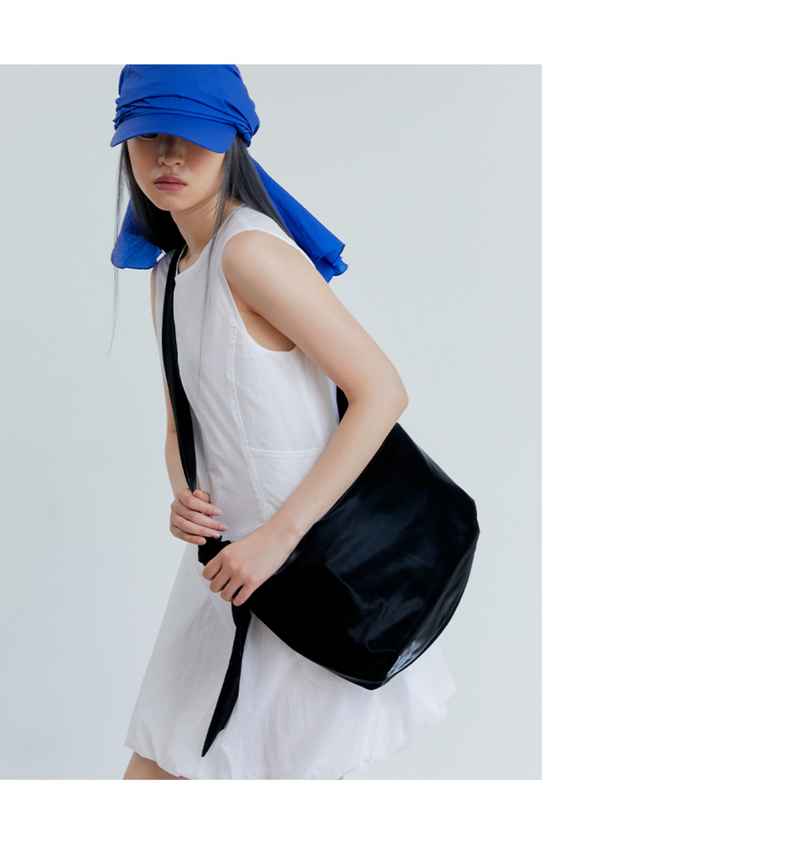 Glossy Halfmoon Cross Bag