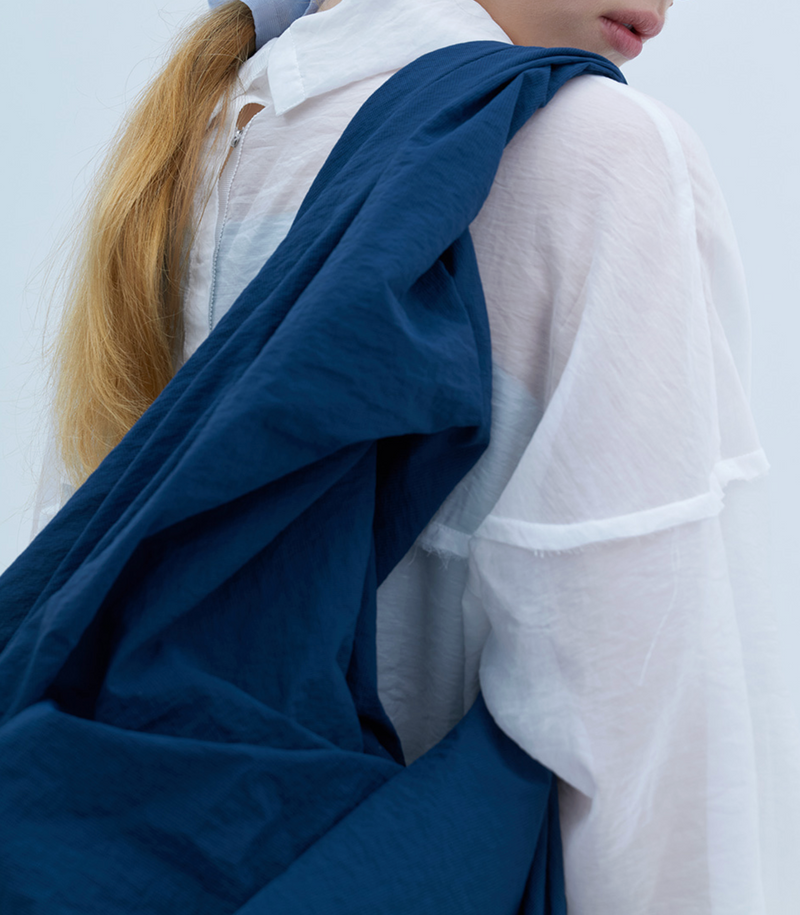 Large Tangle Twist Bag in Blue