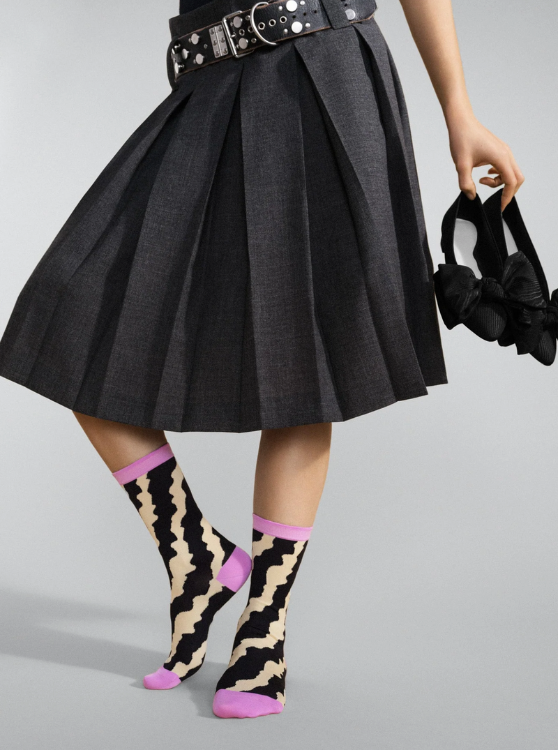 Retro Wavy Crew Socks