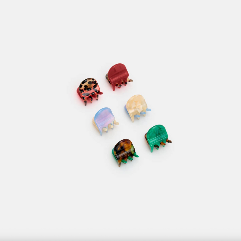 Micro Claws in Hot Mama