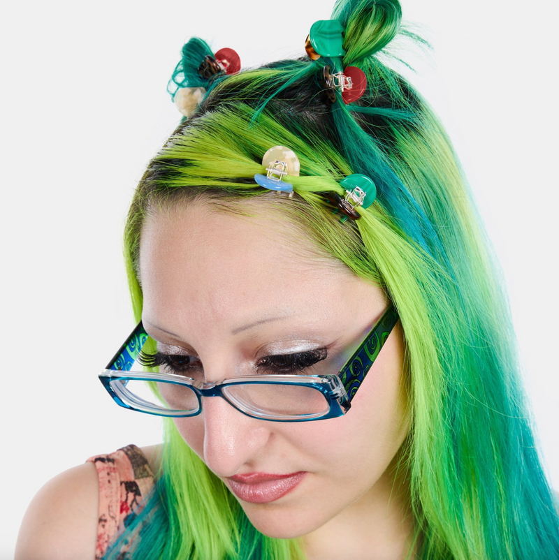 Micro Claws in Hot Mama