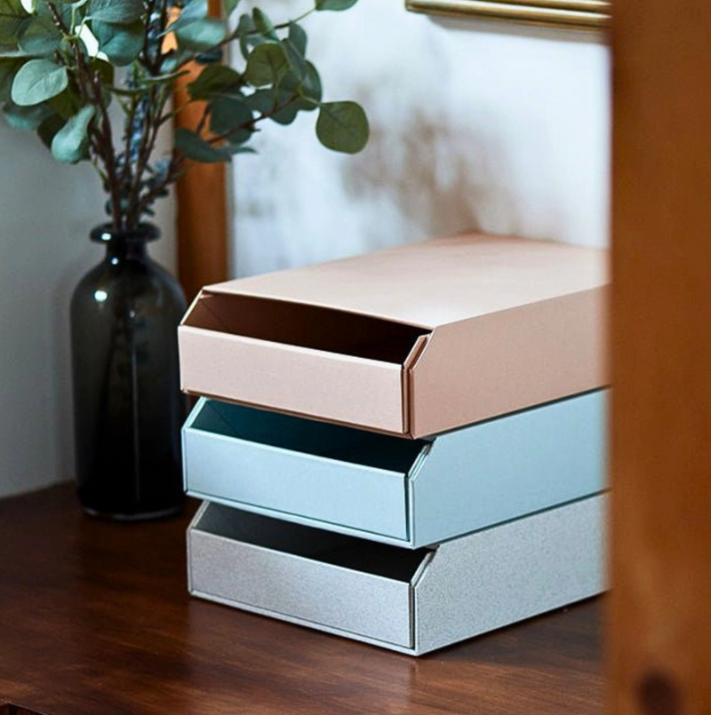 Pull Shelf in Blue