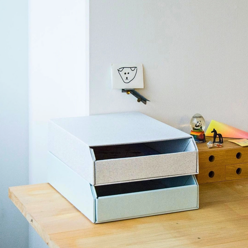 Pull Shelf in Blue