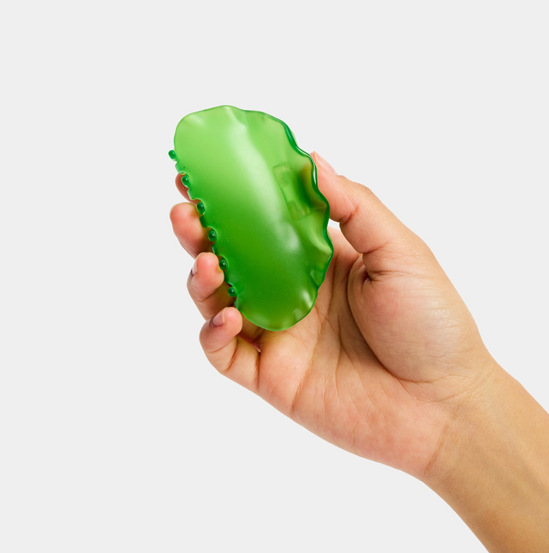 Suki Claw in Green Ruffle