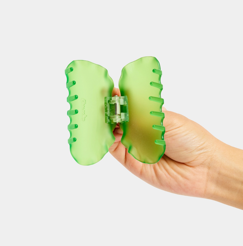 Suki Claw in Green Ruffle