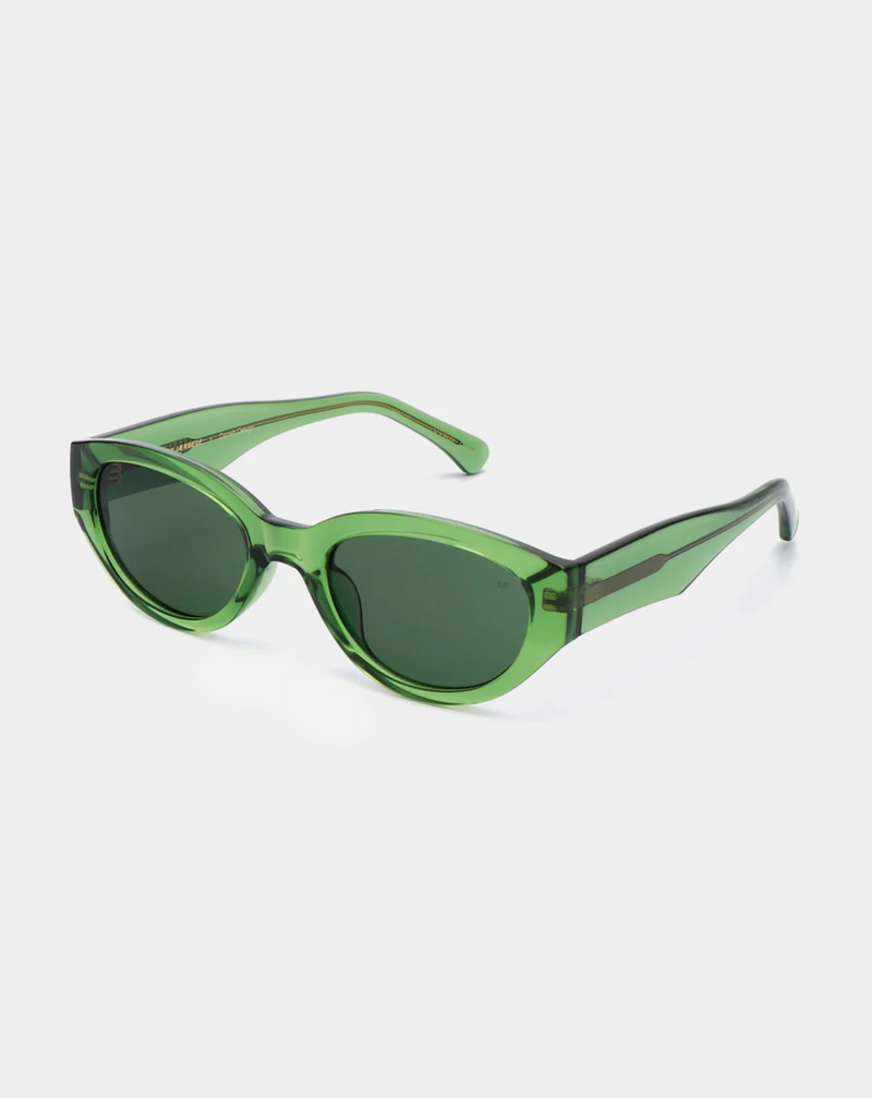 Winnie Sunglasses in Light Olive Transparent